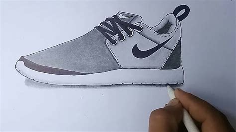 nike schuhe zeichnen|drawing nike shoes on paper.